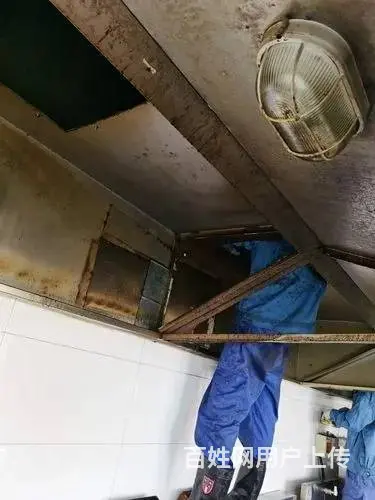 昆山花桥酒店饭店油烟机清洗公司 商场油烟管道清洗 - 图片 1