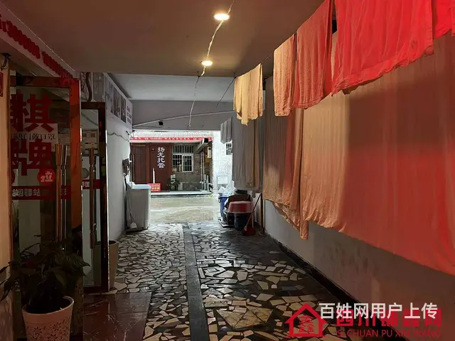 （四川铺鑫网）巴州区老城钟鼓楼步行街350㎡宾馆转让 - 图片 3