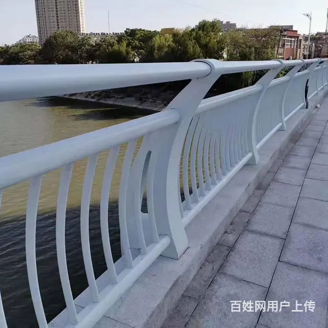 广州滨水绿化美化提升工程栏杆 河道护栏定制安装 - 图片 6