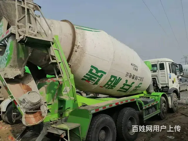 17年二手豪沃轻量化搅拌车 340马力 大12方 - 图片 4