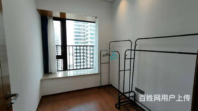 横琴口岸 华发广场 悦琴湾豪华装修四房 家电齐全 拎包入住 - 图片 7