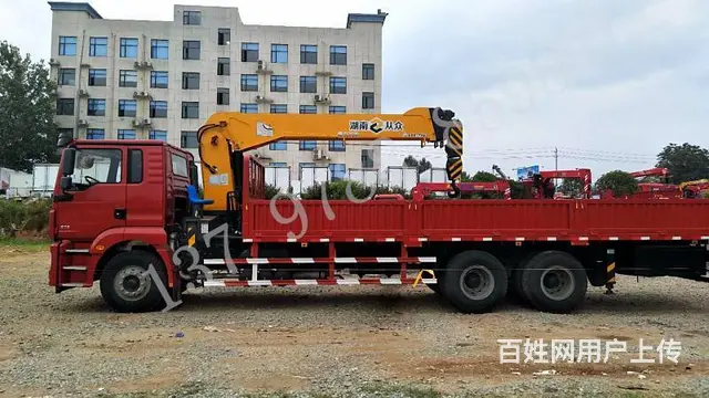 陕汽德龙后八轮飞涛12吨四节直臂随车吊 - 图片 5