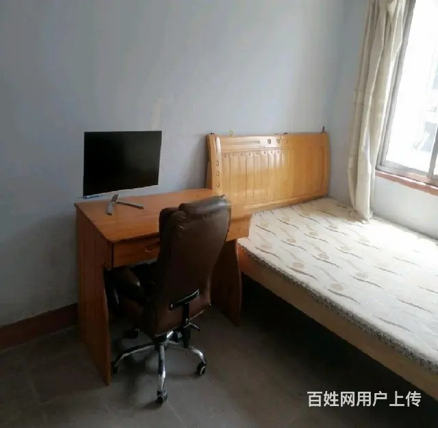 南洪街二室一厅出租1200 - 图片 1