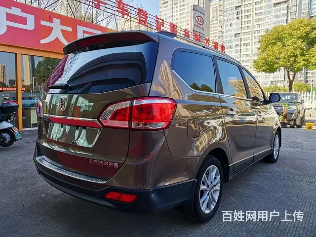 宝骏730 2014款 1.5 手动 舒适型7座 - 图片 9