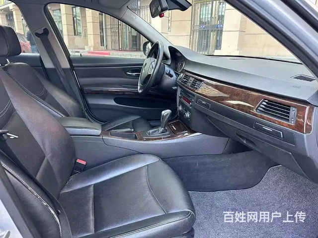 宝马3系 2011款 320i 2.0 手自一体 豪华型 - 图片 6