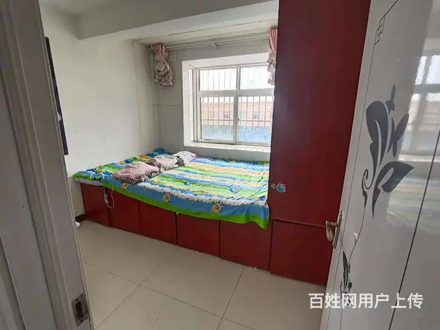 ?埠南.华融新村，5楼，77平，精装2居室，13万，带地下 - 图片 1