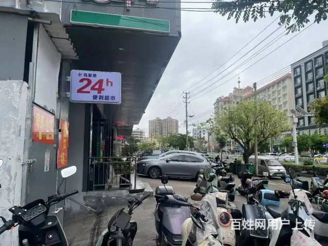 （51旺铺推荐）中山南路9平方小吃店转让 带外摆 - 图片 2