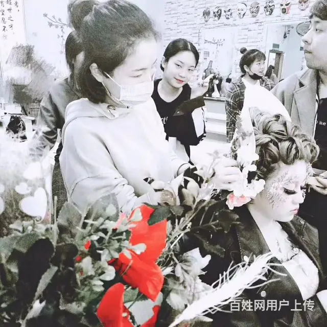 女生初中毕业学技术沈阳化妆培训哪家强 - 图片 1