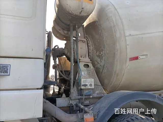18年二手德龙大20方搅拌车 潍柴发动机375马力 - 图片 7