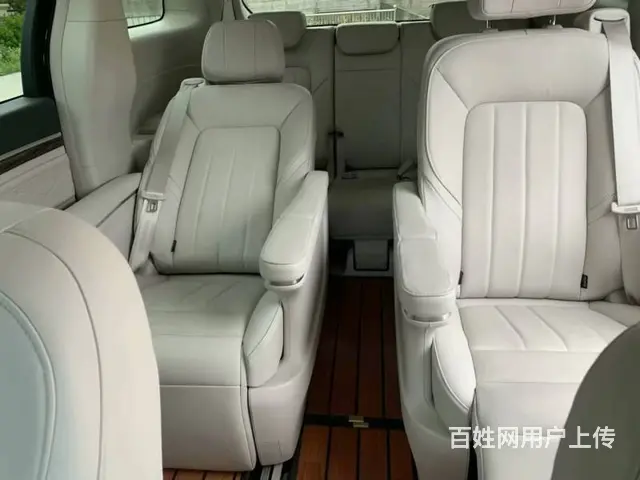 2018款广汽传祺GM8 320T尊贵版 - 图片 8