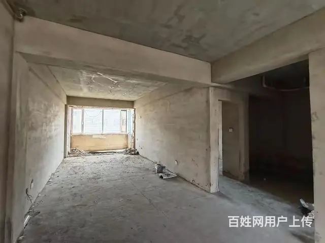 便宜房子来了~新柳城E区多层步梯6楼非顶，房证面积92平增5 - 图片 1