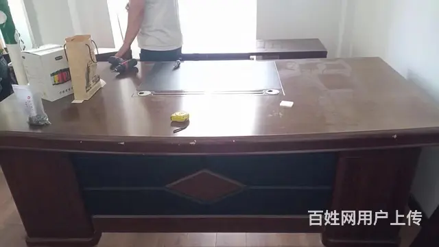 低价处理办公家具老板桌台书柜办公岛会议桌铁皮柜 - 图片 8