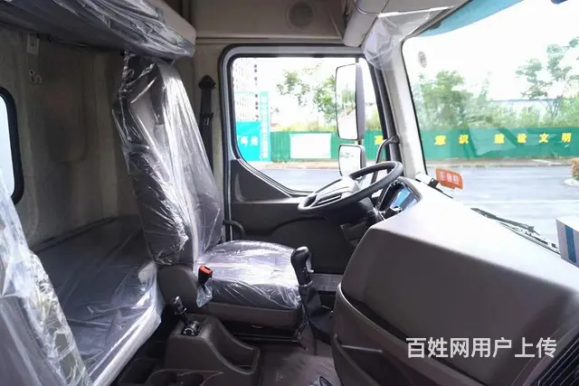 厂家直销东风柳汽6.8米冷藏车 现车低价处理 - 图片 9