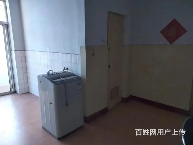 南洪街二室一厅出租900 - 图片 7