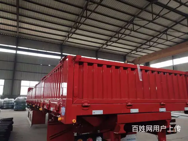 ​低价出售全新13米标箱侧翻半挂车 全车高强板 - 图片 3