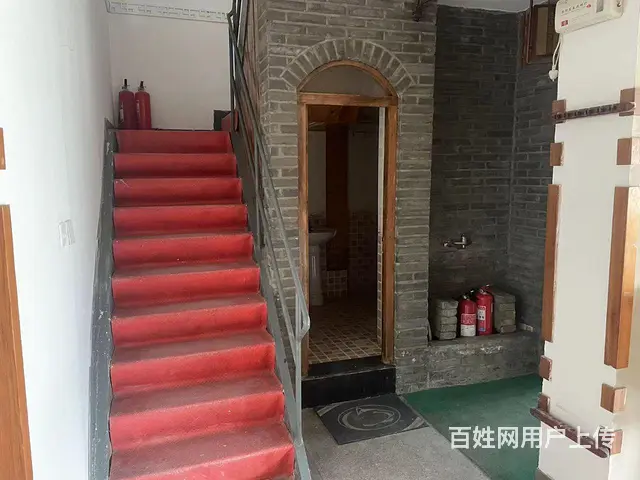市中心新威路临街五楼400平出租 ​ - 图片 9