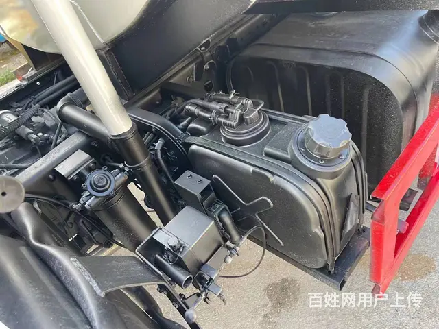个人出售精品东风天锦10方洒水车 车价不高 - 图片 7