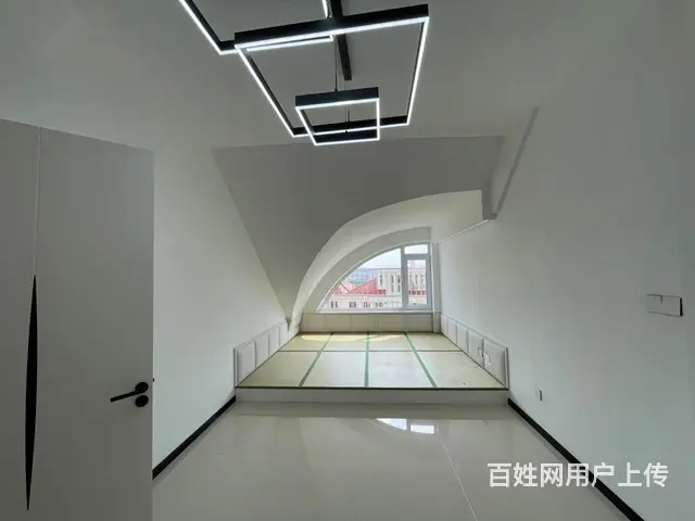 新市政府板块燕都一小一中学区房 电梯17楼带阁楼 - 图片 9
