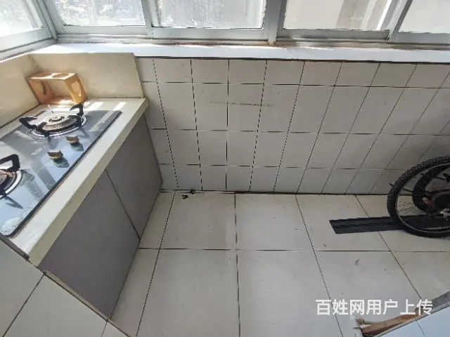 五一街附近平地一楼面积46平米小税 - 图片 3
