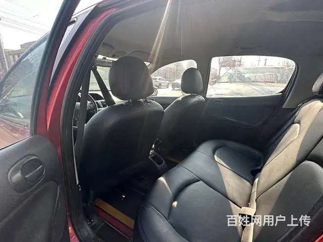 标致207 2011款 207-三厢 1.4 手动 驭乐版 - 图片 2