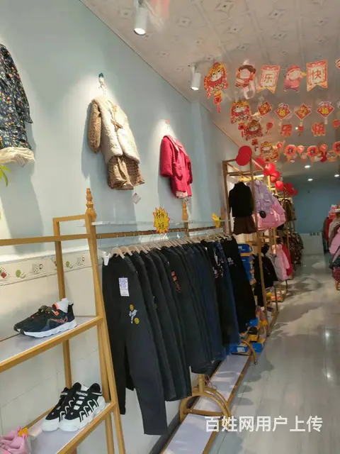 位置优越  邵阳市新邵县龙溪铺镇48平童装店转让 - 图片 2