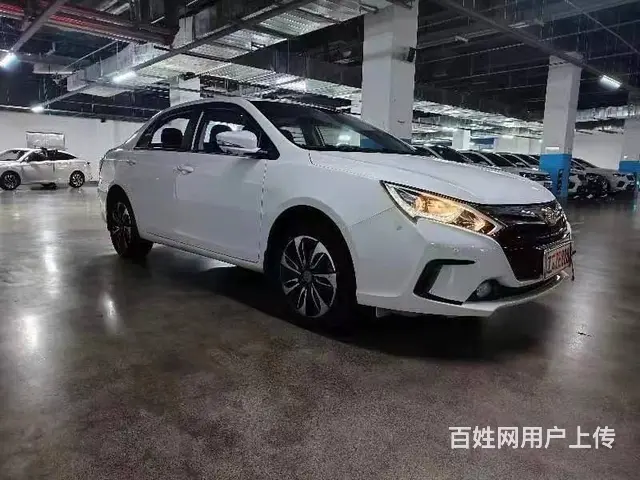 比亚迪 秦 2015款 1.5T 双离合 双冠旗舰Plus版 - 图片 3
