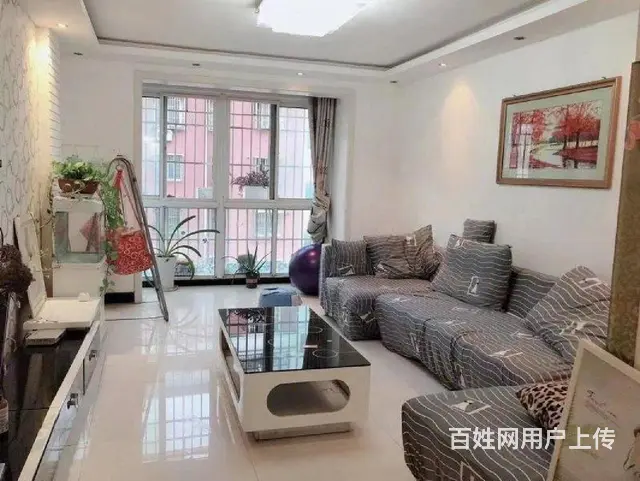 东方宜家花园，大三室精装修房出租，房子干净整洁，拎包即住 - 图片 1