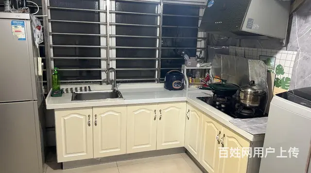 房屋急租，六楼，家电齐全 拎包入住屋内非常干净 - 图片 1
