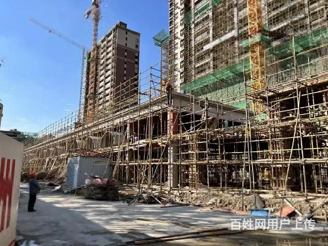 新北恐龙园旁小区门口6.1米挑高纯一层商铺带天然气可做重餐饮 - 图片 5