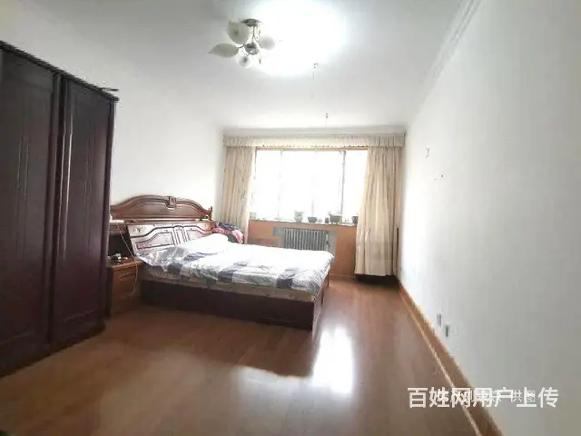皇冠好楼层三室，不靠道。皇冠南区，金海湾花园 - 图片 7