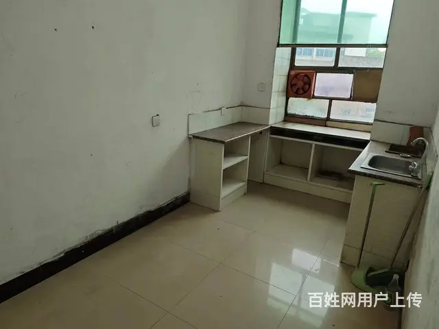 上高滨江公园旁三楼简装大户可改成两套证件齐全可按揭景观房 - 图片 7