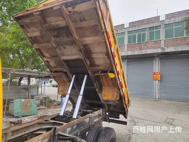 江铃双排双轮平板自缷车，车斗长3.3米 - 图片 6