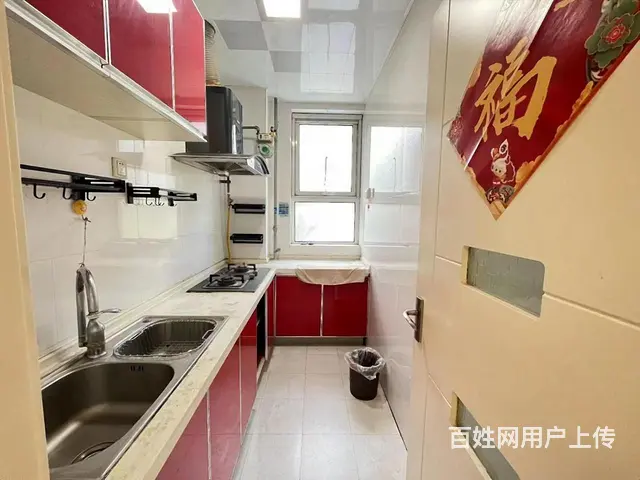 市 天一城 三室两厅一卫 老证带地下室 总价底 位置好 - 图片 6