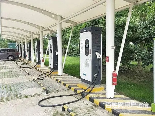 小区车棚，小区雨棚，充电棚 常州本地工厂定做安装 - 图片 2