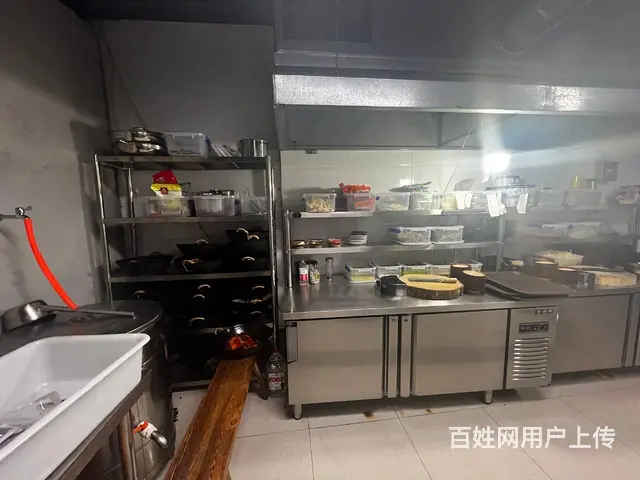 （同城乐铺推广）玉泉路临街198平餐饮店转让，门口停车方便 - 图片 3