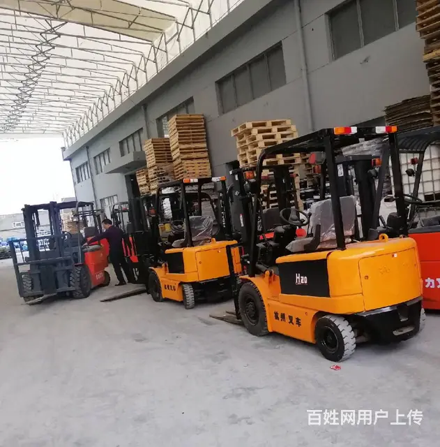 二手前移式电动叉车 1.5吨2吨仓储站立式叉车 - 图片 1