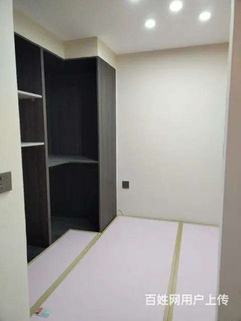 中心医院附近5楼70平3室厅，精装地热，床，冰箱，洗衣机，热 - 图片 5