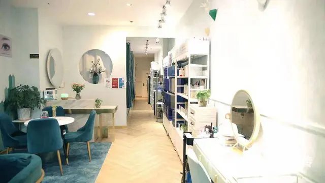 7669(七P）个人城西区夏都金街北囗二楼口美学馆转让 - 图片 3