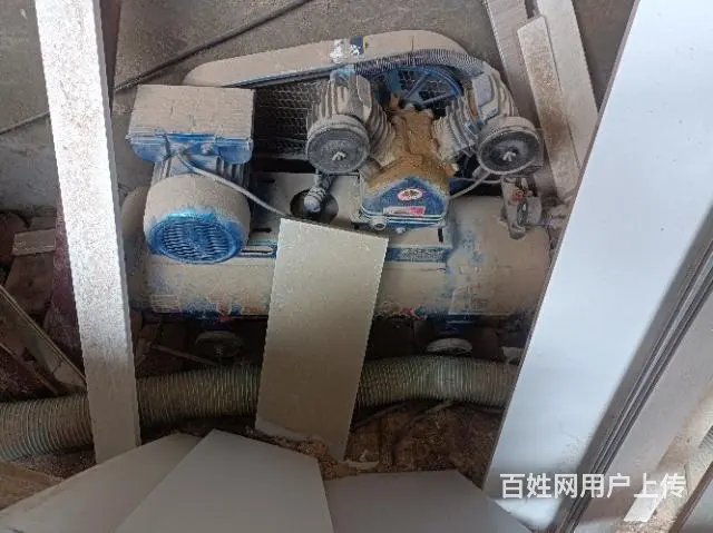 小型门厂全套生产设备，比废铁贵点打包处理 - 图片 1