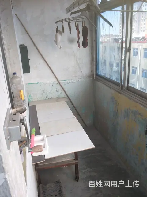 出租龙潭小区六楼 - 图片 1
