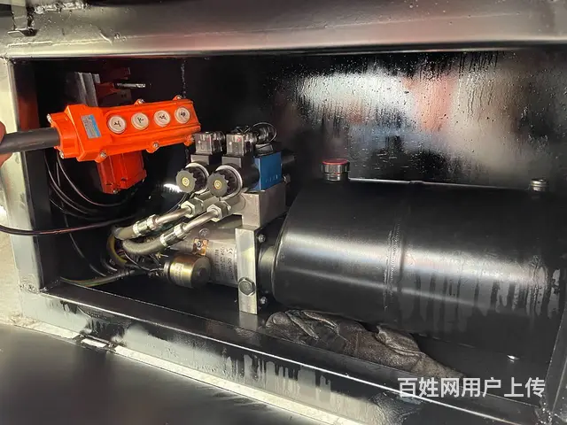 东风D17H玉柴200马力平板车 拉150挖机拖车 - 图片 3