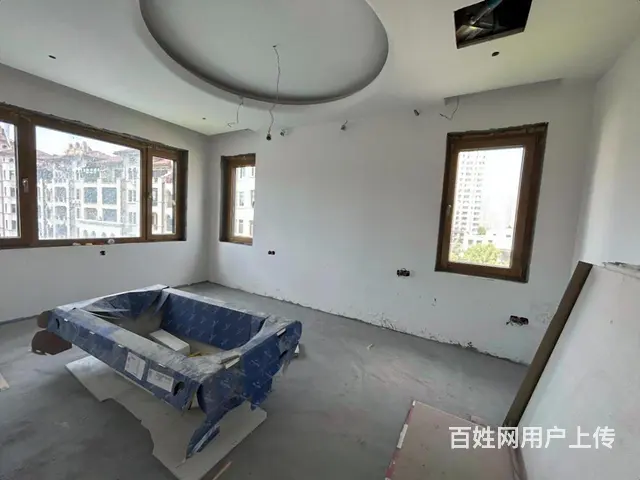 群力溪岸艺墅3带5叠墅 290米五室 豪装820W带两车位 - 图片 2