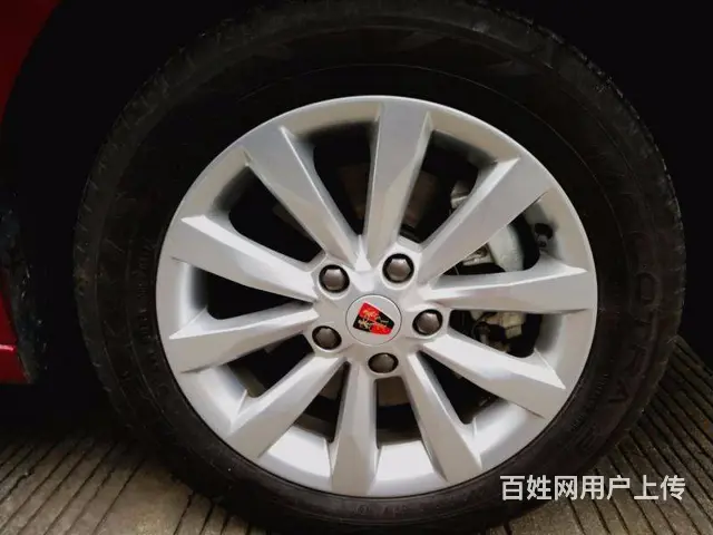 荣威i6 2017款 1.5T 双离合 20T 互 - 图片 9
