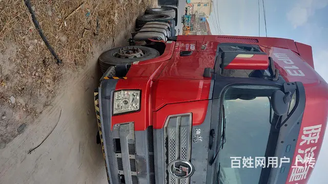 陕汽德龙✘300牵引车500马力 国5 - 图片 1