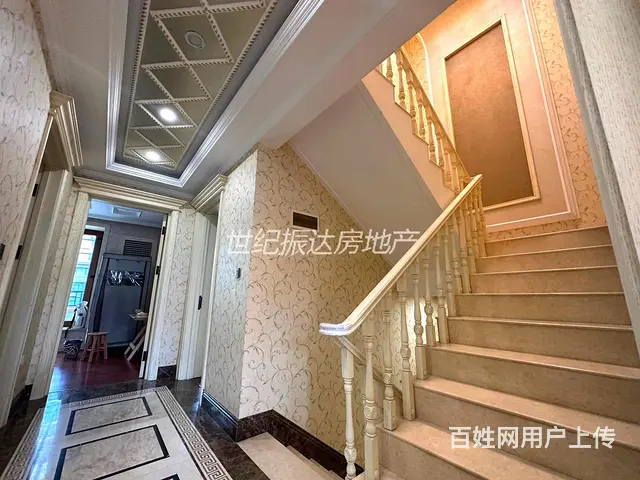 别墅出租 550米可做会所 有KTV带花园双车位，带家具家电 - 图片 5