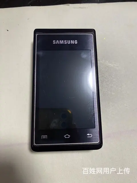三星W789翻盖情怀手机 - 图片 1