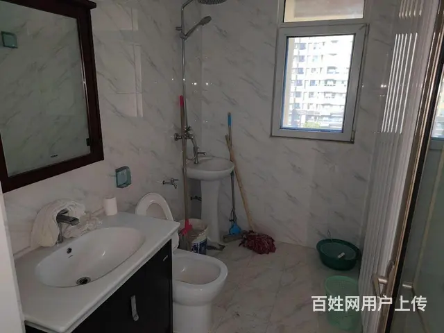 颐高公管，双证双气，精装修，送储室，可议价， - 图片 9