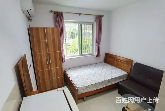 拱北关口岭景小区精装公寓出租，租价1400。近关口。楼梯3楼 - 图片 1