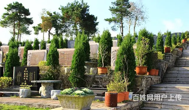 乌鲁木齐米泉市北郊公墓,免费接送看墓地的车电话 - 图片 2