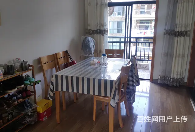 江南新城三室两厅一厨两卫两阳台精装潢房屋含柴间一起出售 - 图片 2